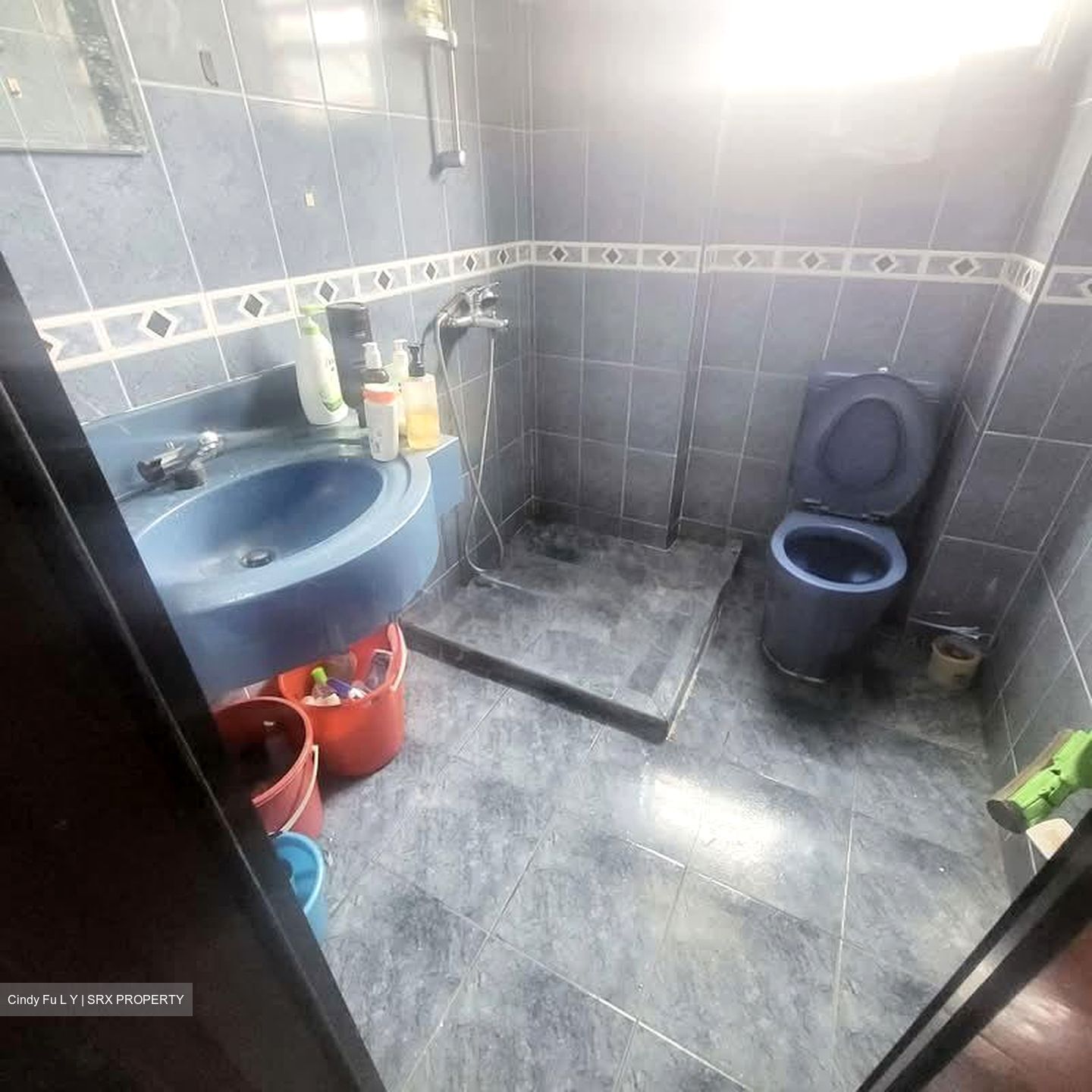 Boundary Road (D19), Terrace #574432951